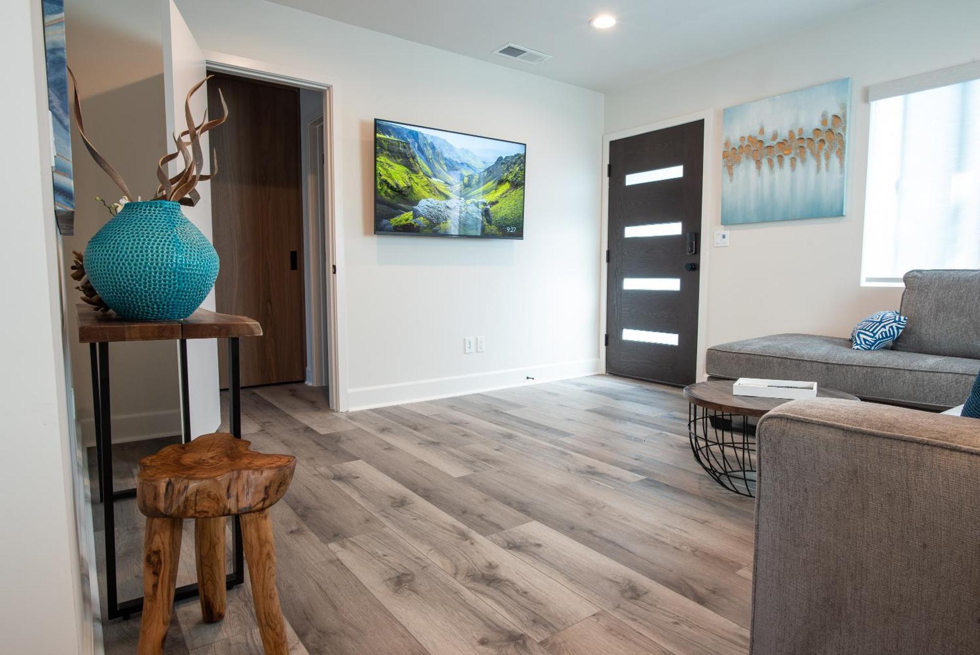 Modern 1 Bedroom 2 Blocks 2 San Diego